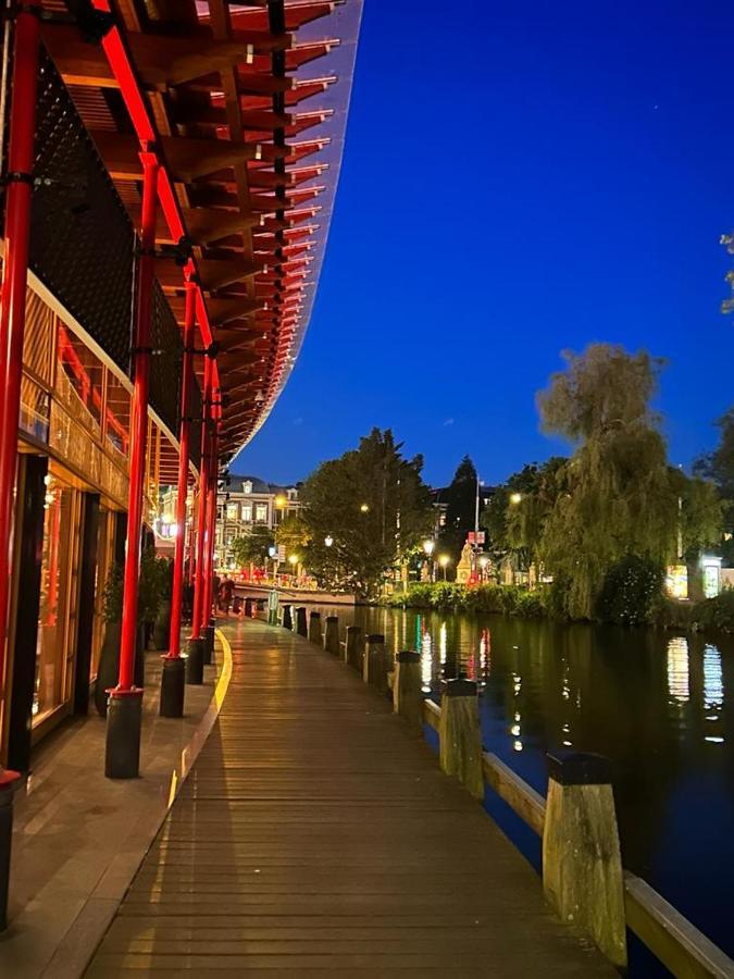 ホテル Euphrate Houseboat アムステルダム エクステリア 写真