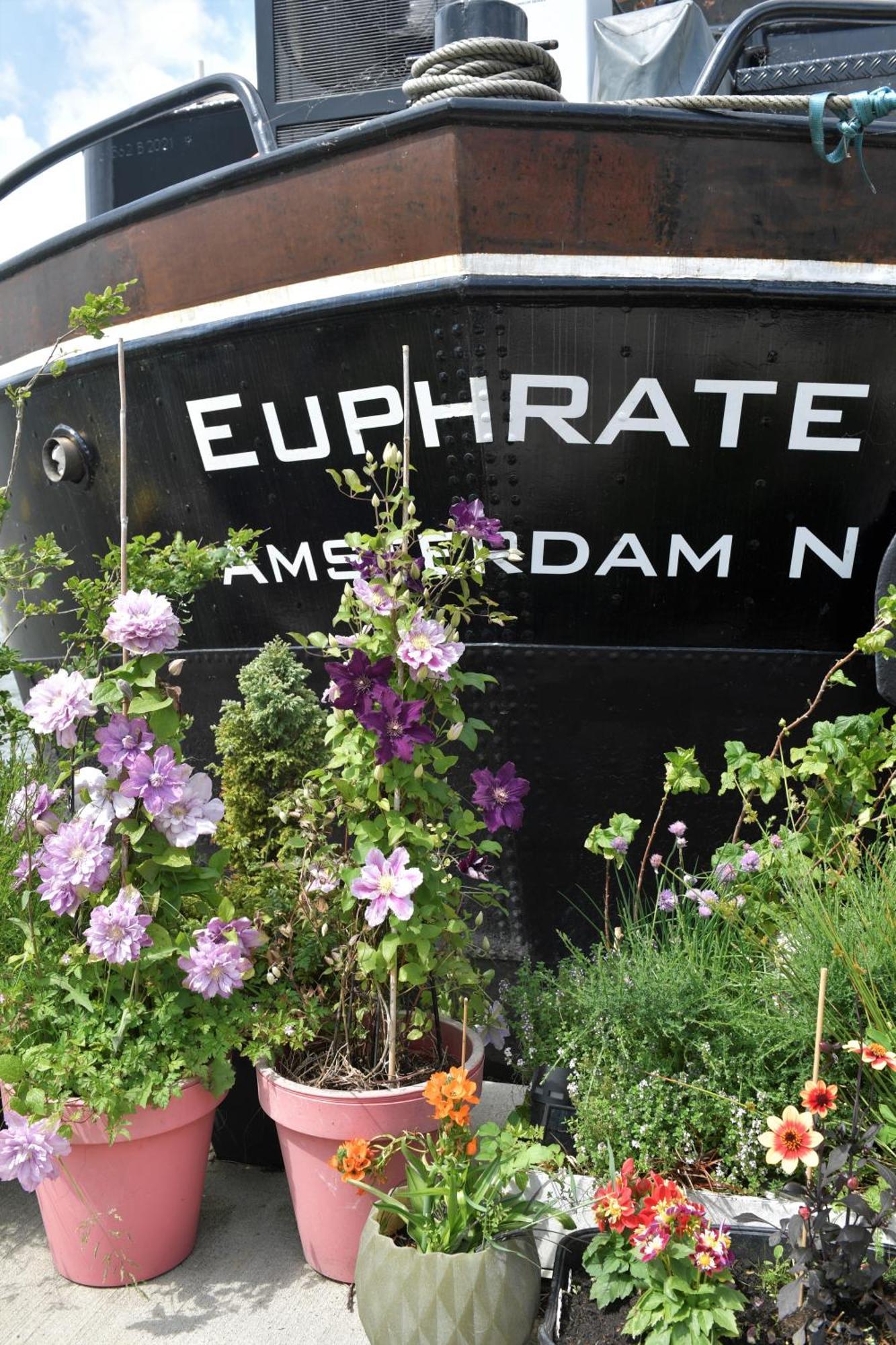 ホテル Euphrate Houseboat アムステルダム エクステリア 写真